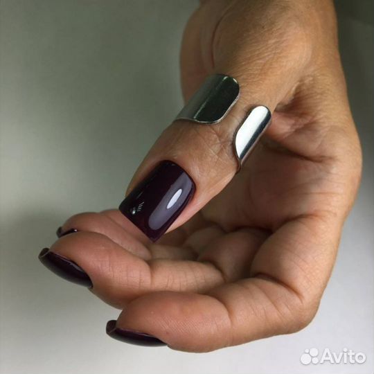 Маникюр/педикюр/брови