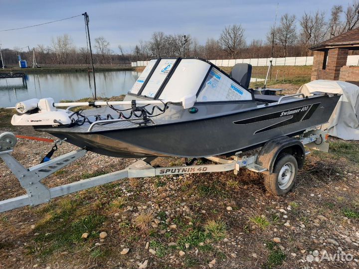 Лодка Swimmer 370