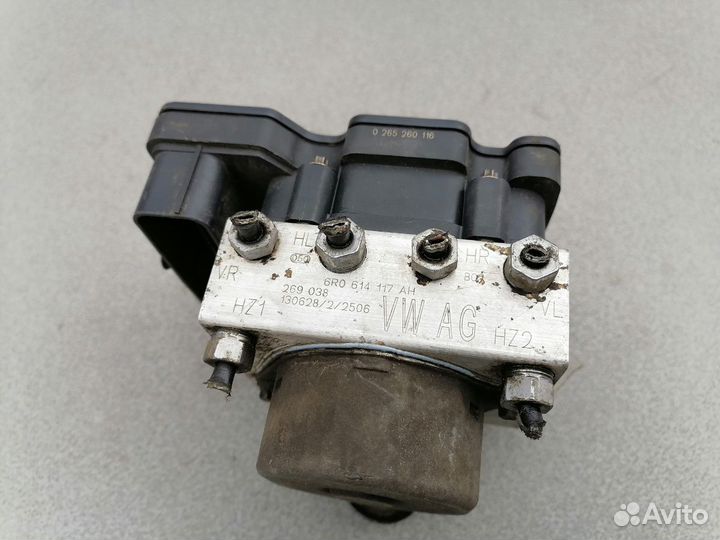 VW Polo Sedan блок ABS