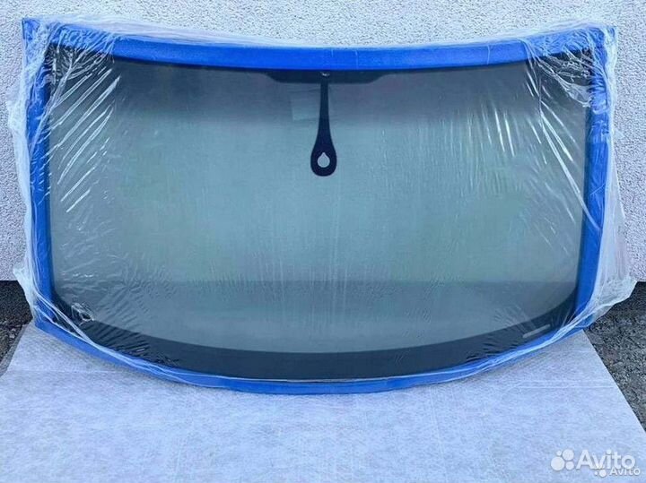 Заднее стекло Ford Focus 2