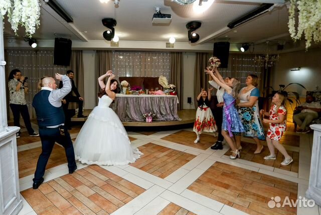 Ведущий (тамада) на свадьбу, юбилей, корпоратив