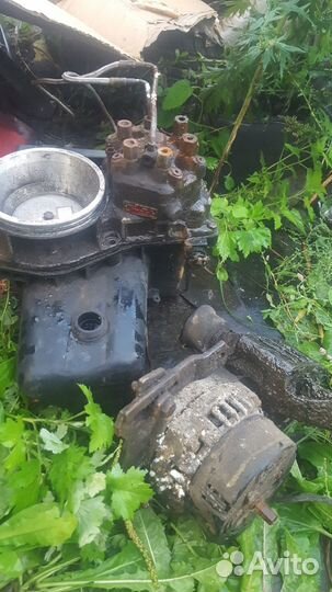 Запчасти на audi 100 c3