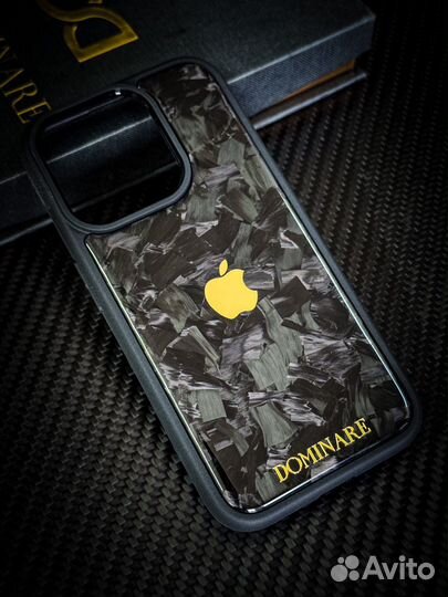 Чехол на iPhone 15 pro из кованного карбона Apple