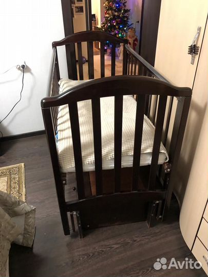 Детская кроватка Лель с продольным маятником