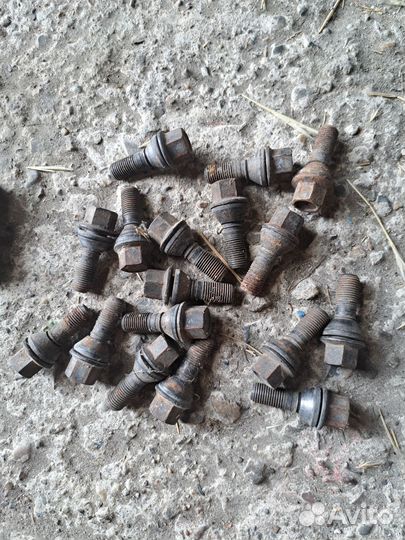 Болты колёсные Porsche Cayenne 955