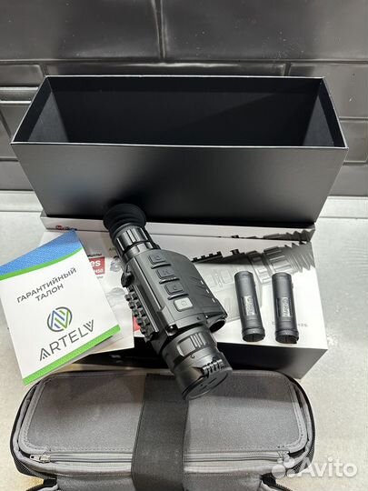 Тепловизор iRay Geni