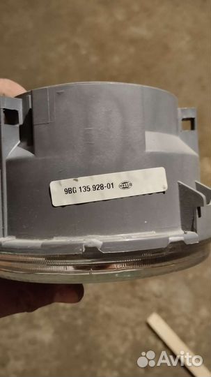 Фара 9BG135928011