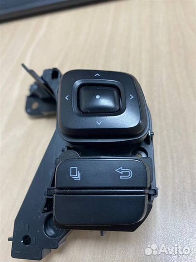Кнопки рулевого колеса правые Lexus Nx