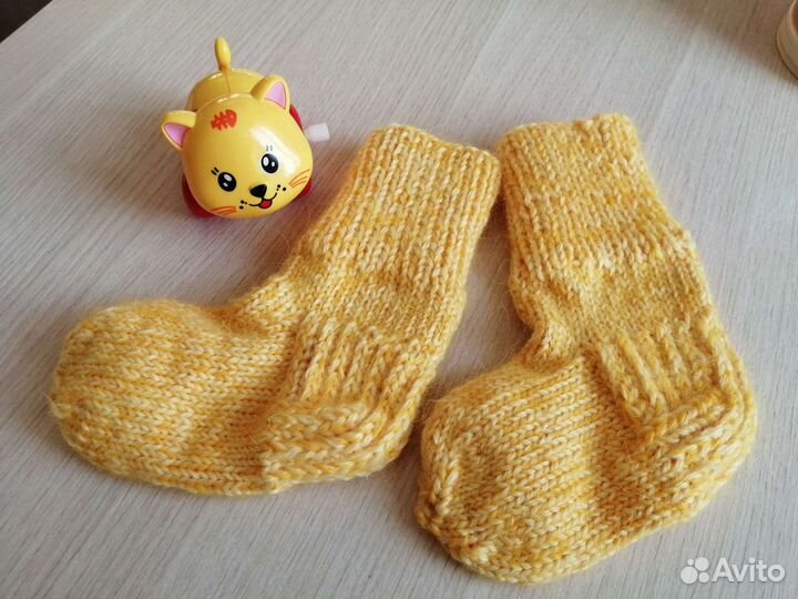 Рукавички и носочки для малыша