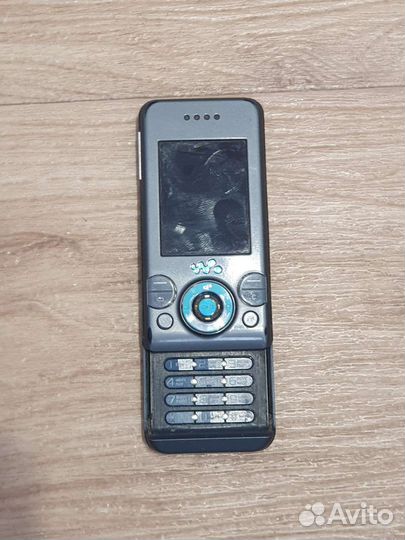 Sony Ericsson W580i