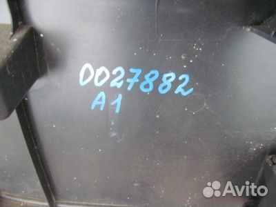 Обшивка крышки багажника Audi A1