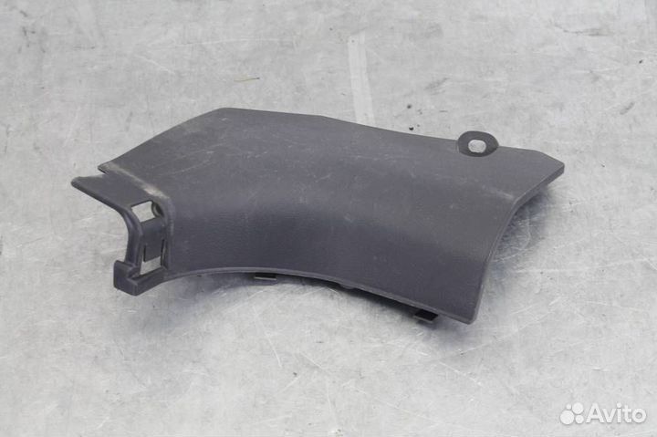Накладка порога внутренняя передняя правая Nissan