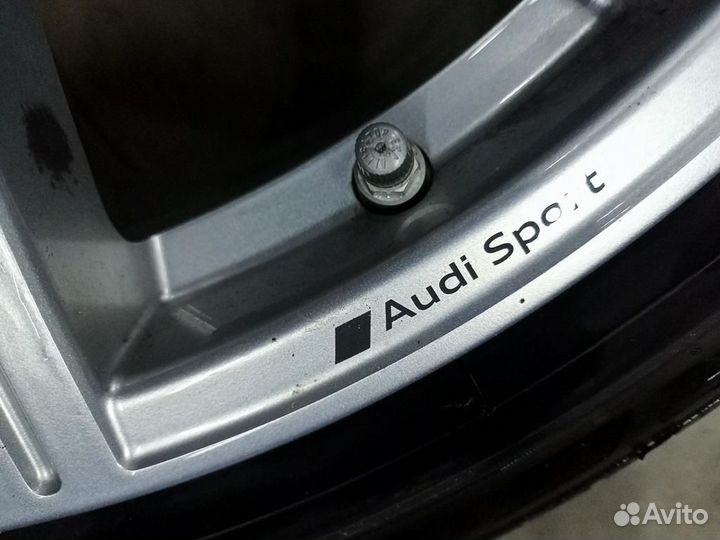 Комплект колес Audi RS6 C8 Pirelli 275/35 R21