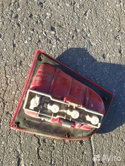 Фонарь задний левый skoda octavia a4