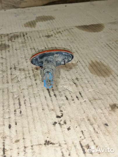 Повторитель в крыло перед лево Опель Вектра B