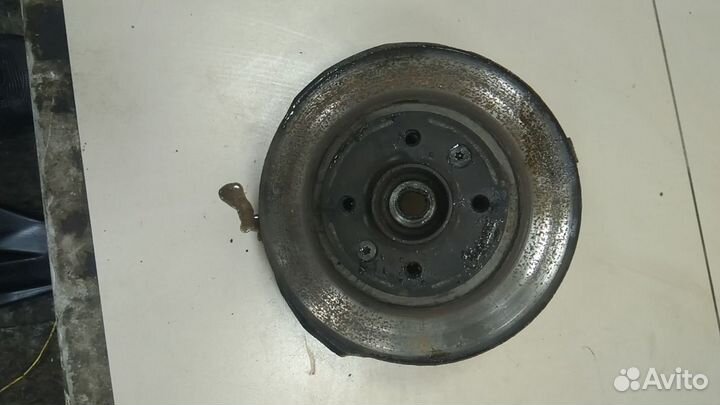 Кулак поворотный левый Renault Logan