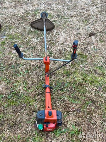 Триммер бензиновый хускварна