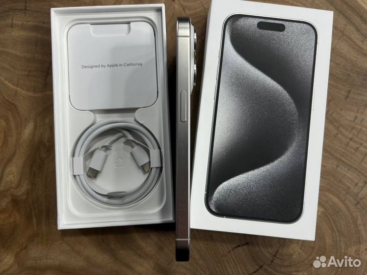 iPhone 15 Pro, 256 ГБ