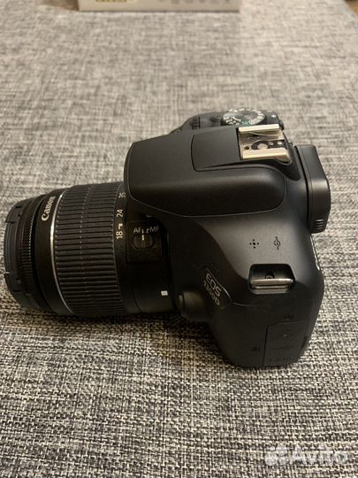 Зеркалка Canon eos 1300d ef-s 18-55 III Kit