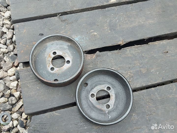 Шкив помпы Фольксваген Т4 1.9 ABL