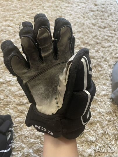 Краги хоккейные