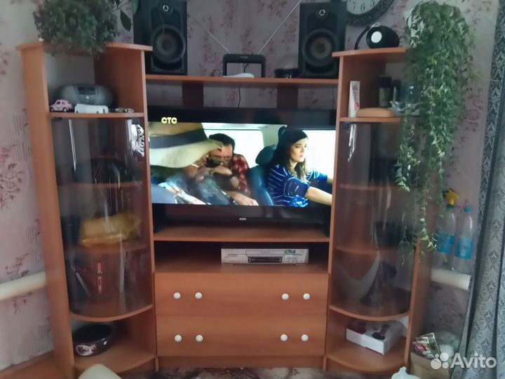 Тумба под тв(угловая)