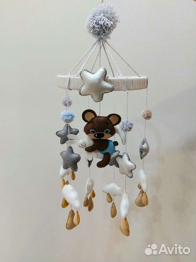 Детский мобиль из фетра