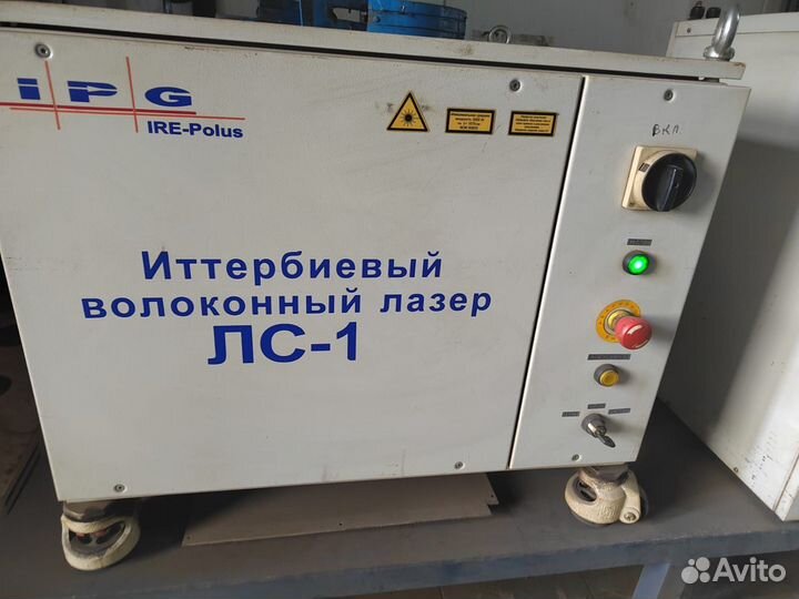 Иттербиевый волоконный лазер и чиллер