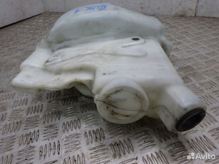 Бачок омывателя Мерседес 164