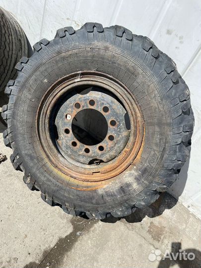 Грузовые шины 1220х400-533