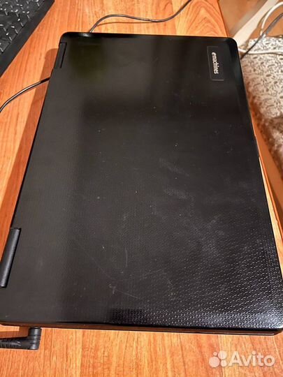 Ноутбук eMachines e527