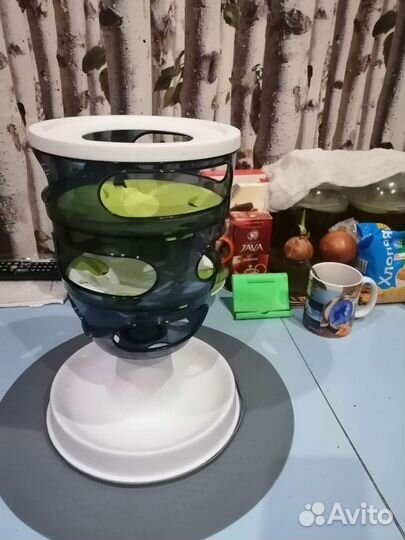 Кормушка для кошек