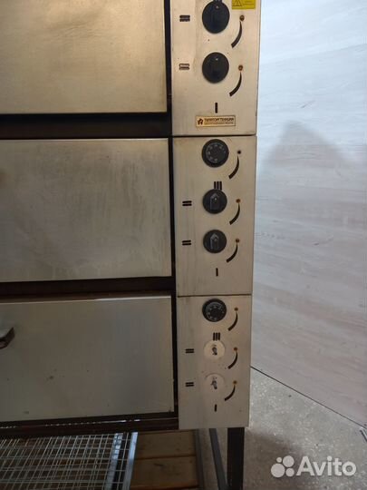 Шкаф жарочно-пекарский эшг-3с