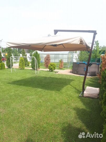 Зонт на боковой опоре 4х34