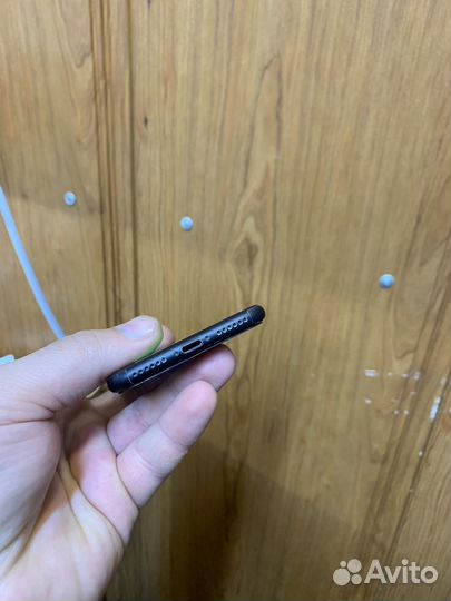 iPhone 7, 128 ГБ