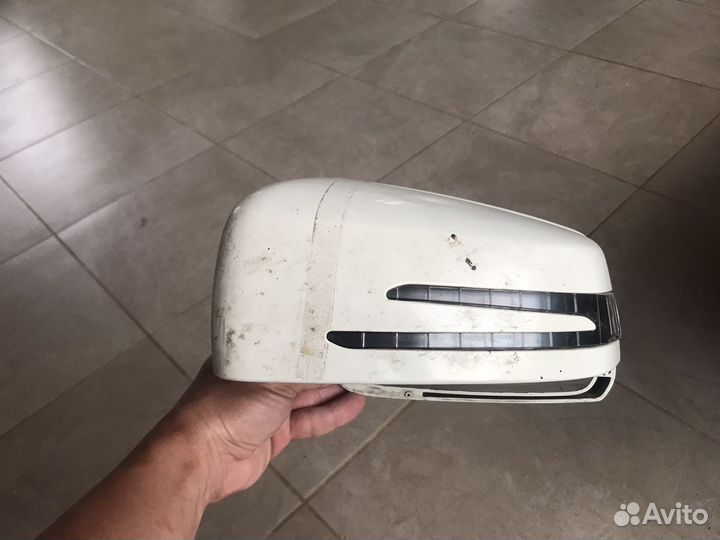 Крышка зеркала левая Mercedes