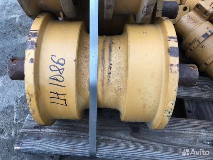 Каток опорный однобортный PR754/D8R/PR752 berco