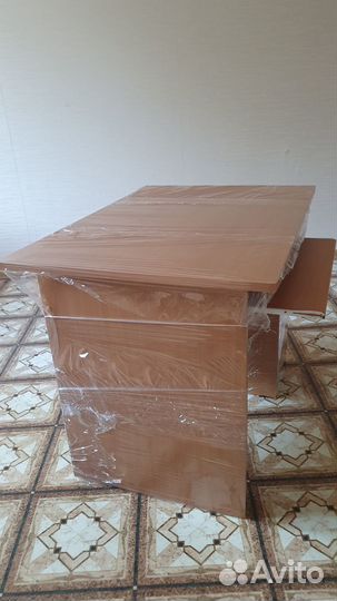 Компьютерный стол