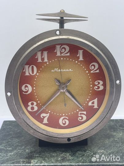 Часы Молния барабан