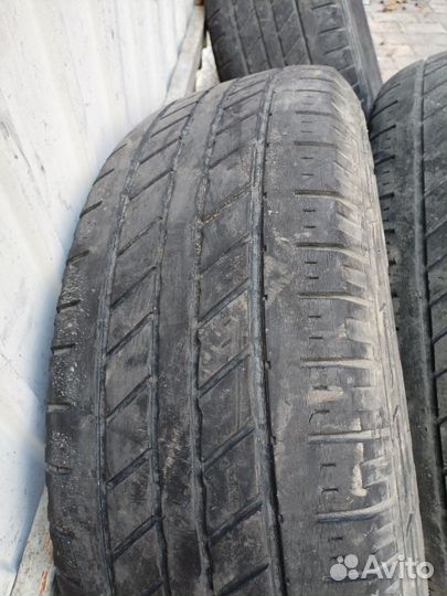 Hankook AH11 235/75 R16