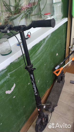 Самокат roces 200