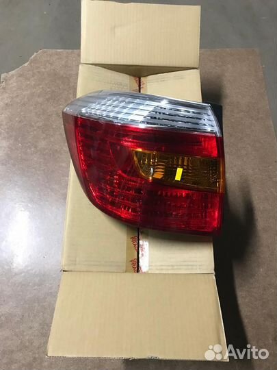 Фонарь задний левый Toyota Highlander 2 2007-2013