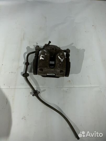 Суппорт передний левый bmw 5 g30