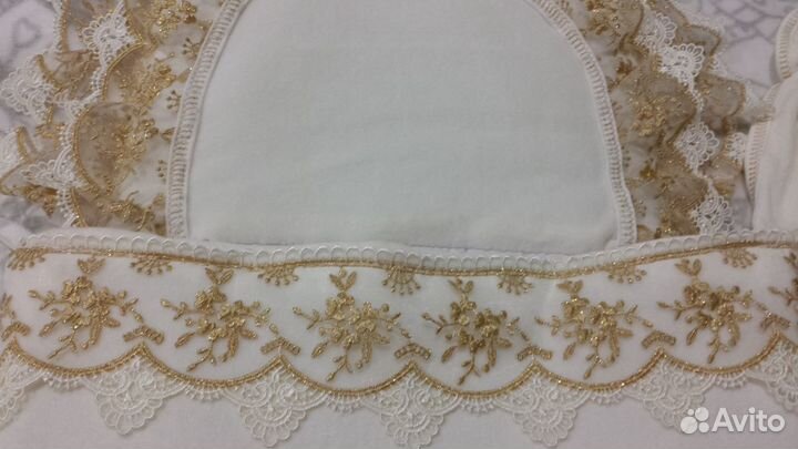 Комплект на выписку(конверт,комбинезон,чепчик)