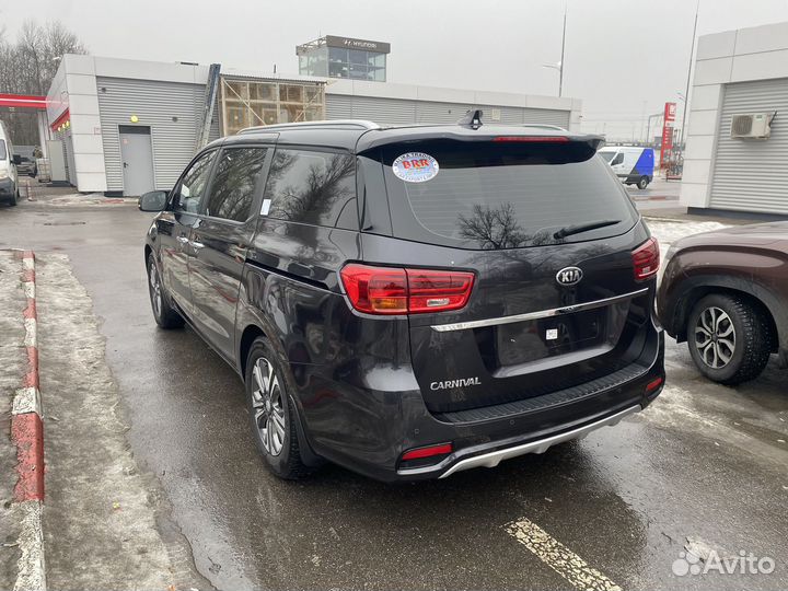 Kia Carnival 2.2 AT, 2020, 65 457 км