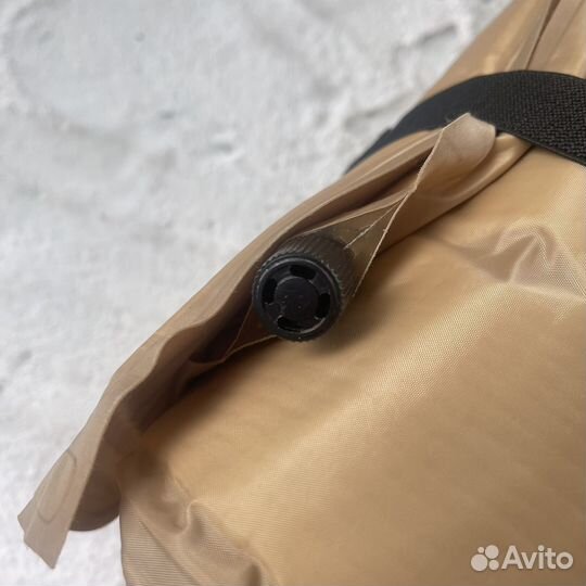 Самонадувающийся коврик с подушкой NatureHike