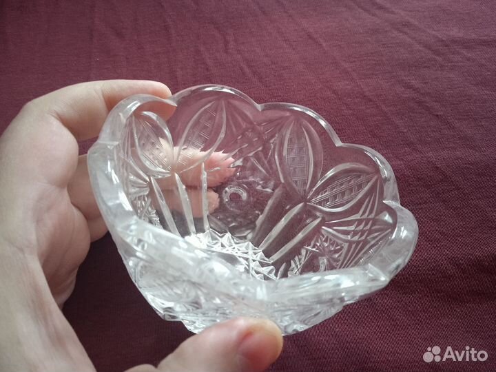 Чашки и конфетницы