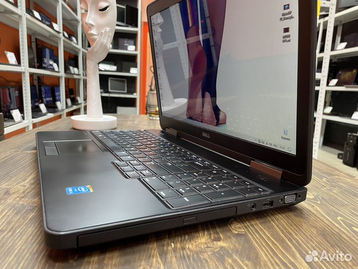 Ноутбук Dell Latitude E5540 i5-4210U/8/128+1Tb