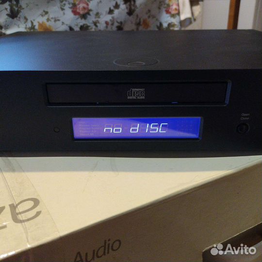 Проигрыватель компакт дисков azur 640c