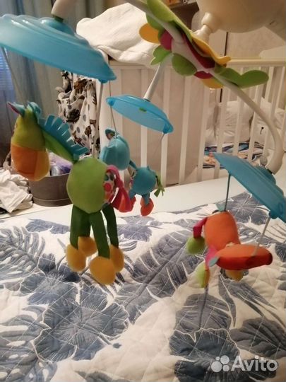 Мобиль на кроватку tiny love бумбокс